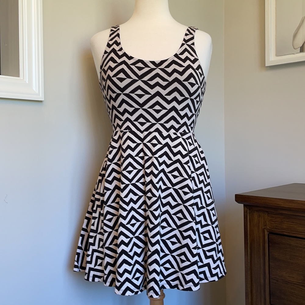 PINK Victoria's Secret Black & White Skater Dress